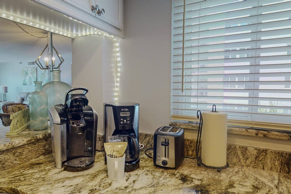 Sip your morning coffee while watching the sunrise or enjoying a glass of wine as the sun sets on the horizon.