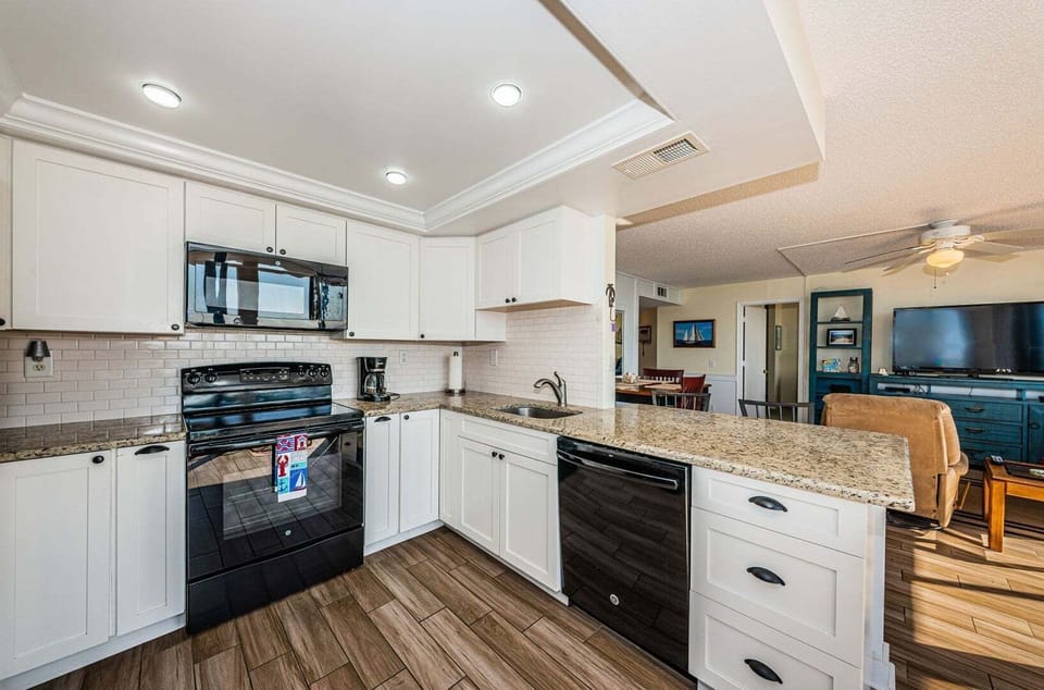 Kitchen 2-2