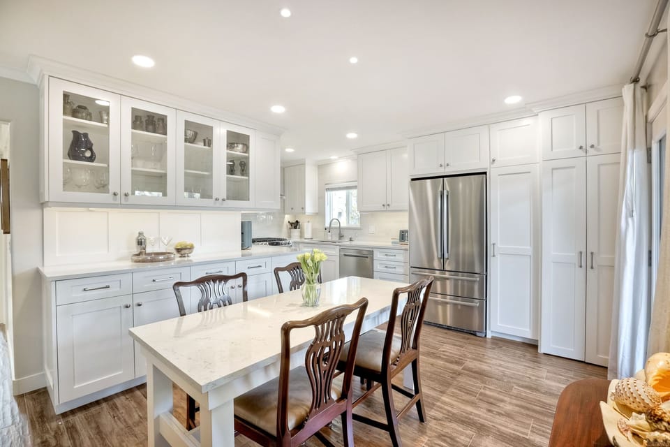 Dining table with seating for 4