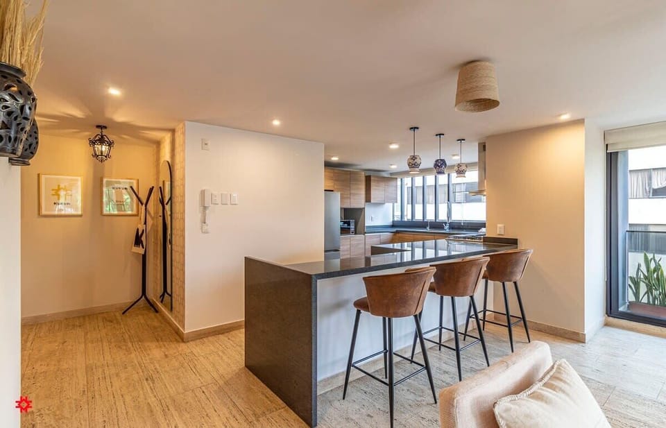 Furnishings, decor and amenities may slightly vary.
