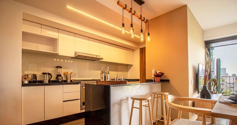 El mobiliario, la decoración y los servicios pueden variar ligeramente.