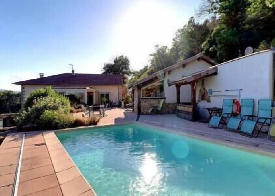 629429a7-f5b0-4275-9a47-294fbeb8ec2d