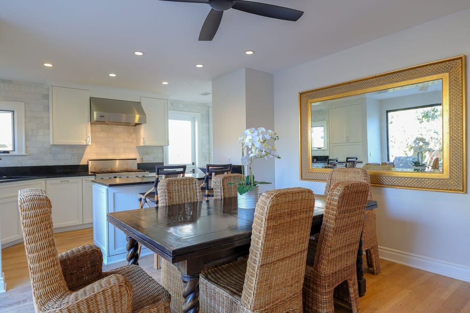 Dining/Kitchen