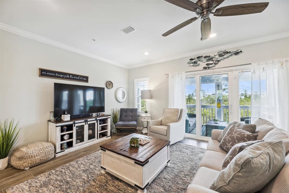 level 1-living area-120187011