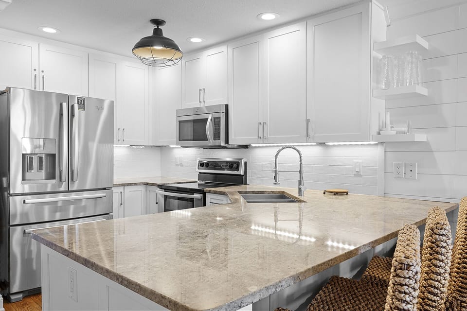 23-Costa-Del-Sol-B2-Kitchen