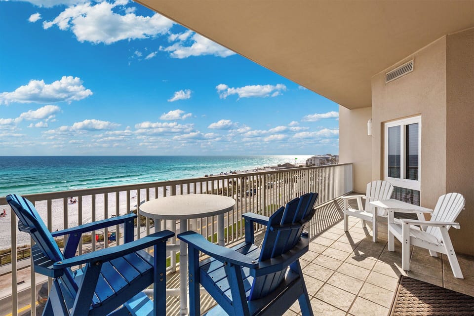 Empress 503 Balcony