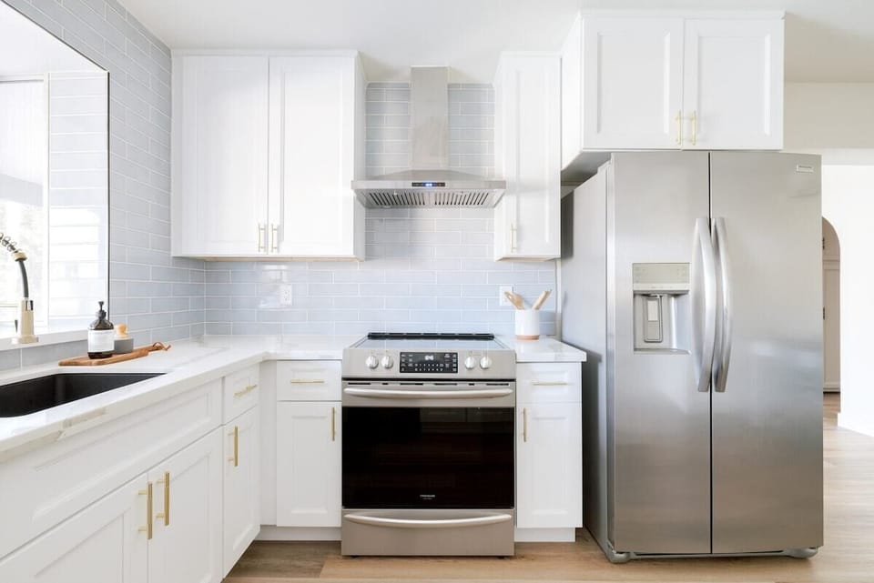 Cook Organic! Have confidence in the food you eat and drink during your stay! Create meals, memories, savor, cherish, eat well, drink well and enjoy the savory bites of well-made meals, pizza, popcorn and rootbeer floats alike. 