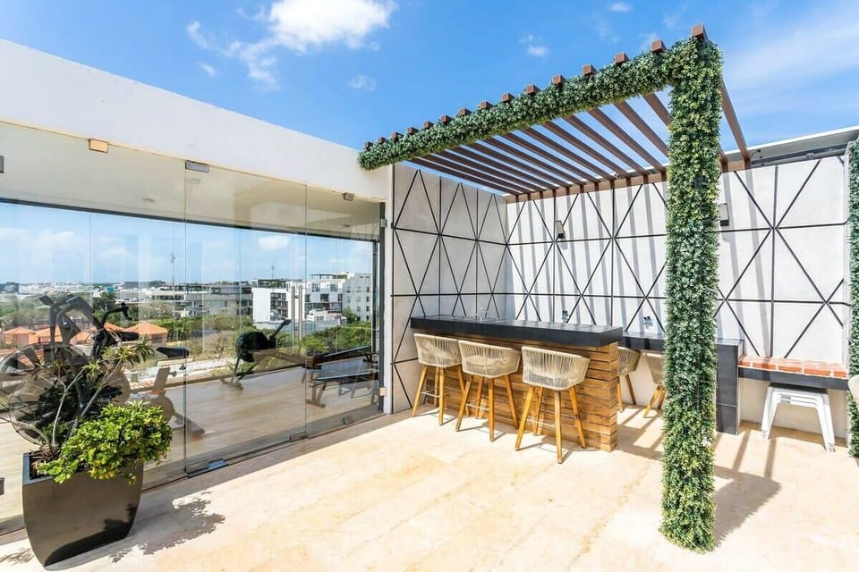 Relax on the spacious rooftop lounge area. 