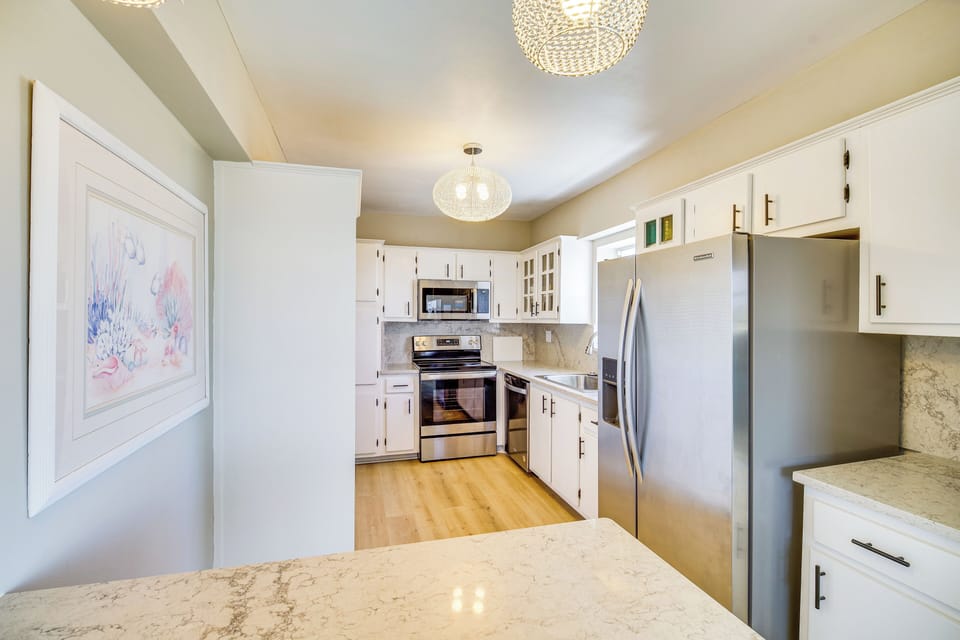 Kitchen | Dishwasher | Refrigerator | Stove/Oven