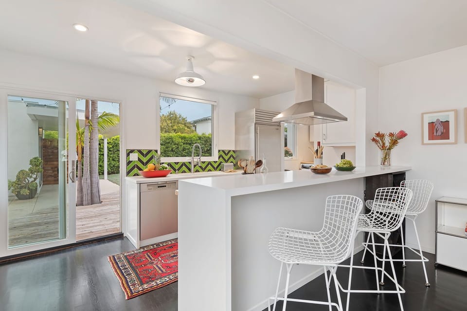 Kitchen bar top