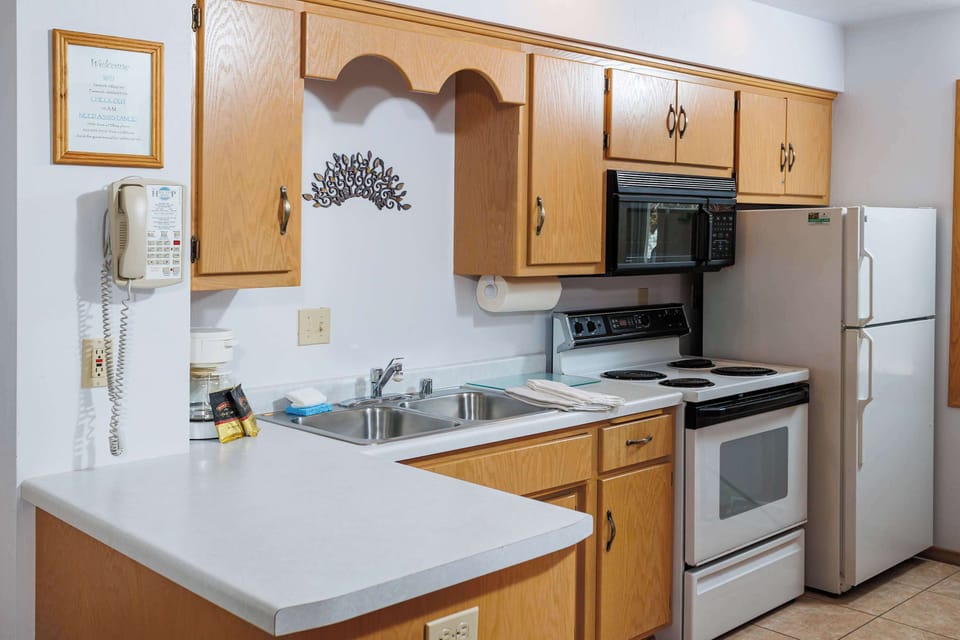 Ample prep space
