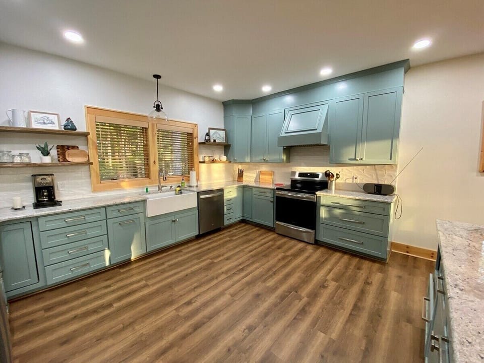 Spacious Kitchen