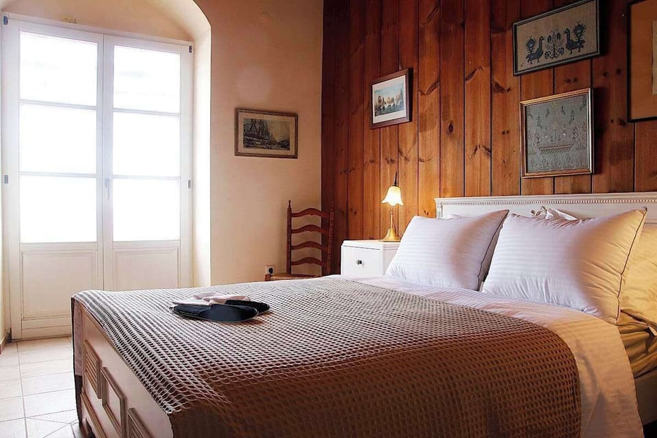 Ground  floor bedroom