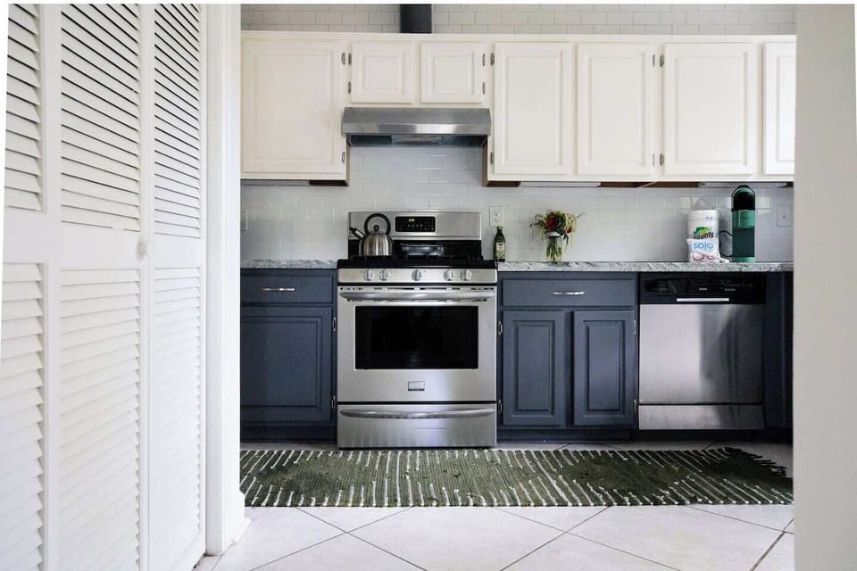 Full Kitchen with Gas Stove, we provide Olive Oil, Salt, and Pepper