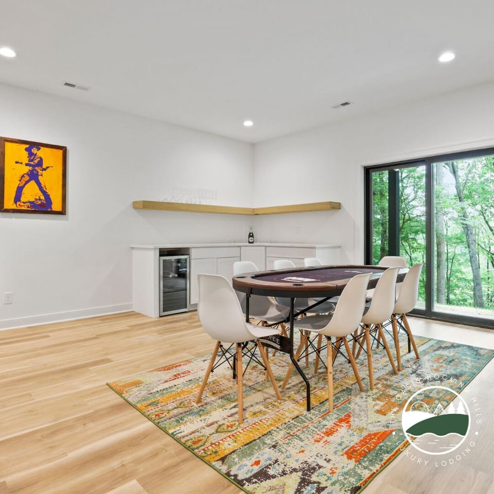 Card Table to play some games