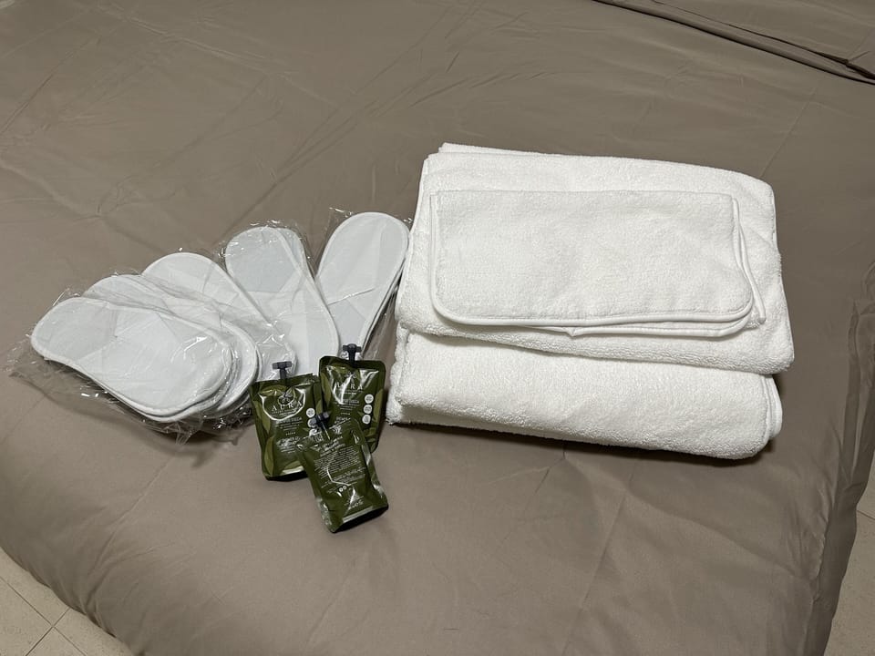 Bathroom amenities
