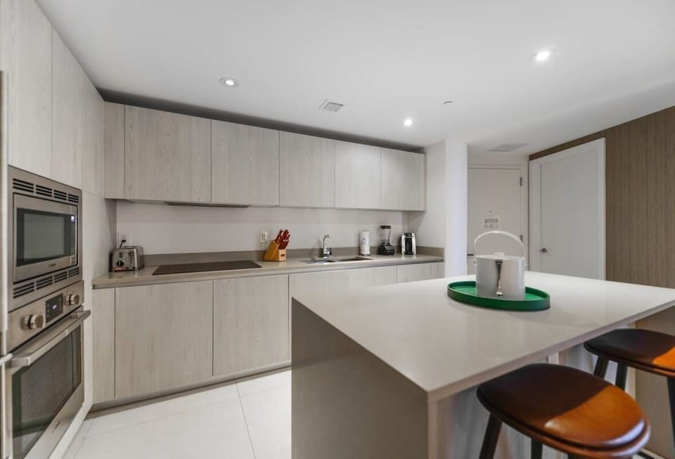 clean and tidy kitchen