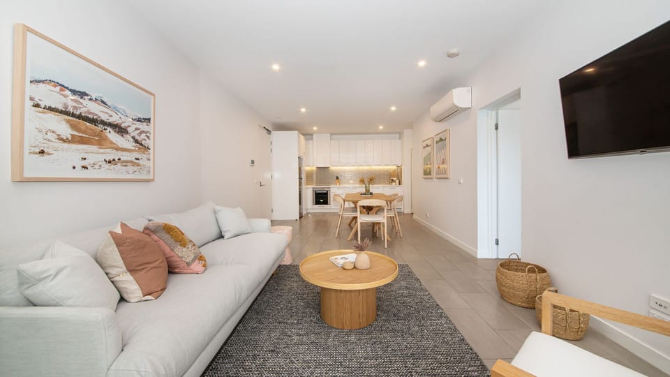 All you need in the one space. Apartment living at its best. 