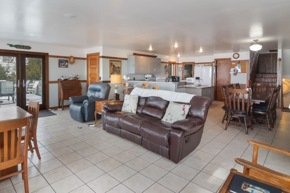 Make meals in the fully-stocked, open kitchen, then dine at the huge table for 8 