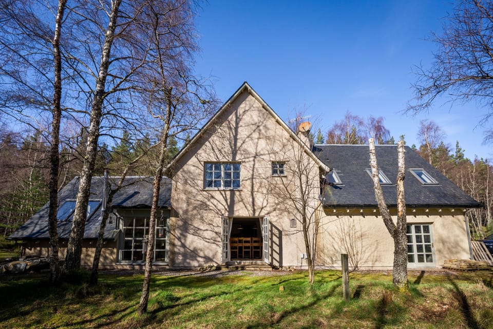 Glenfeshie House side view