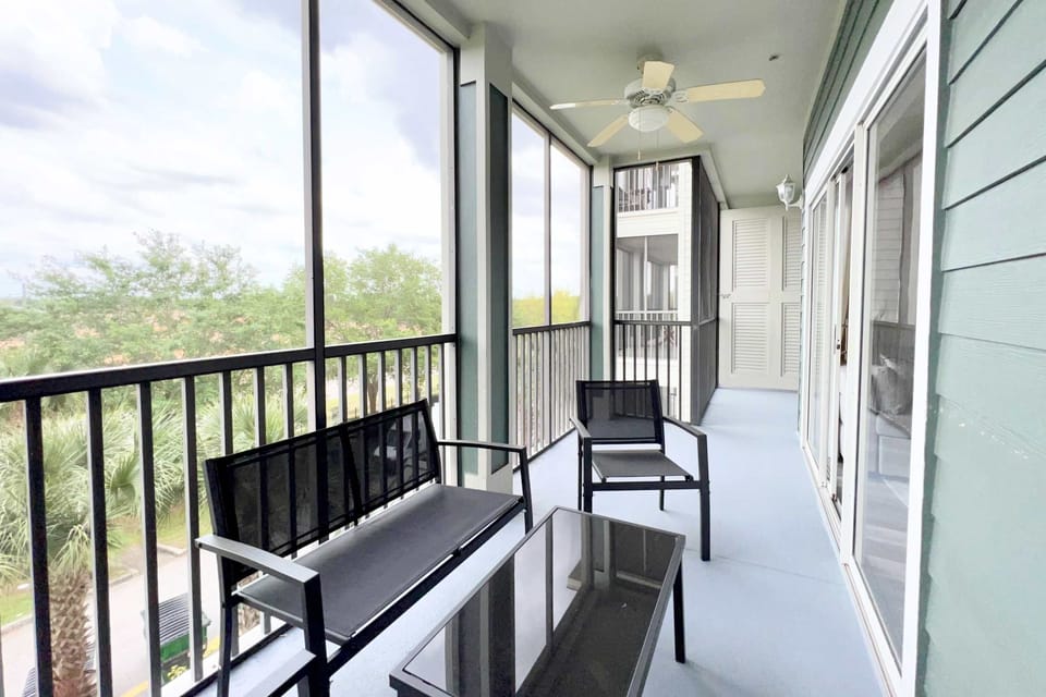 Private outdoor furnished patio