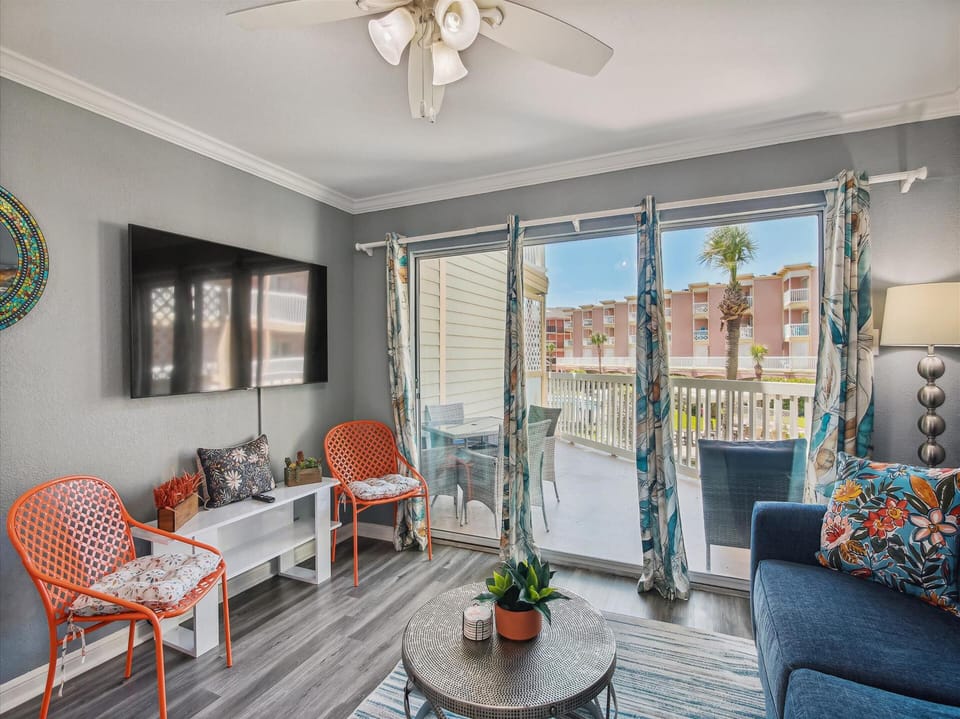 Living Room - Balcony Access