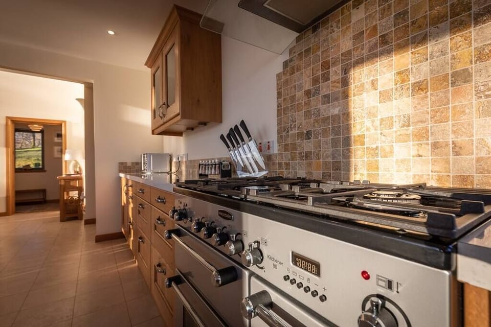 A93e80dc 2655 47f2 b170 82b2968dc525