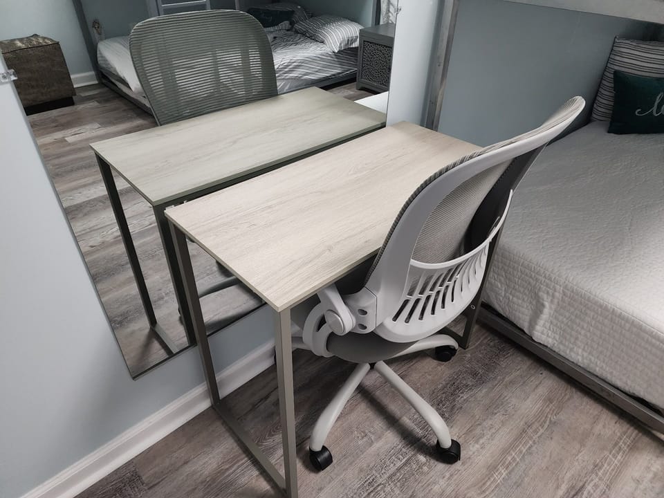 Work station on guest bedroom