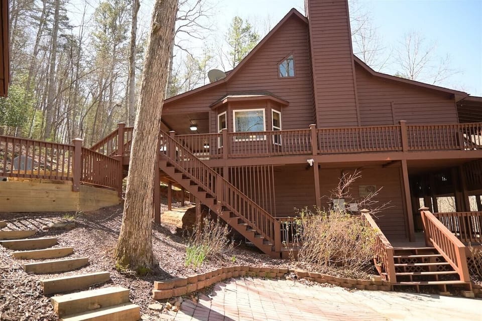 Buck Watch Lodge