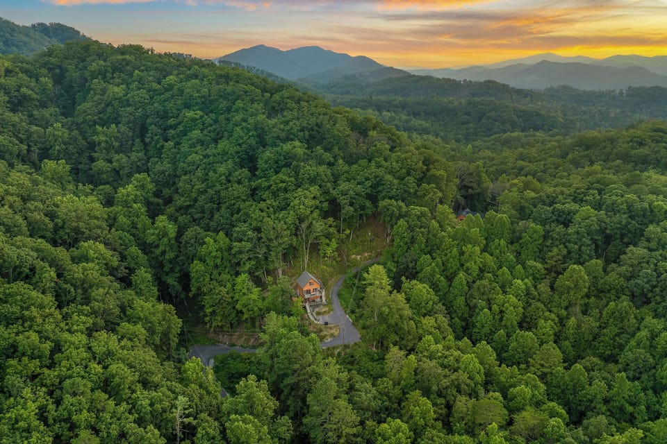 Nestled among lush greenery, enjoy breathtaking mountain views and serene sunsets!