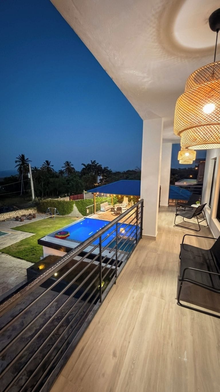 Casa Grandview: Luxury Retreat with Pool & Views Villa in Cabrera