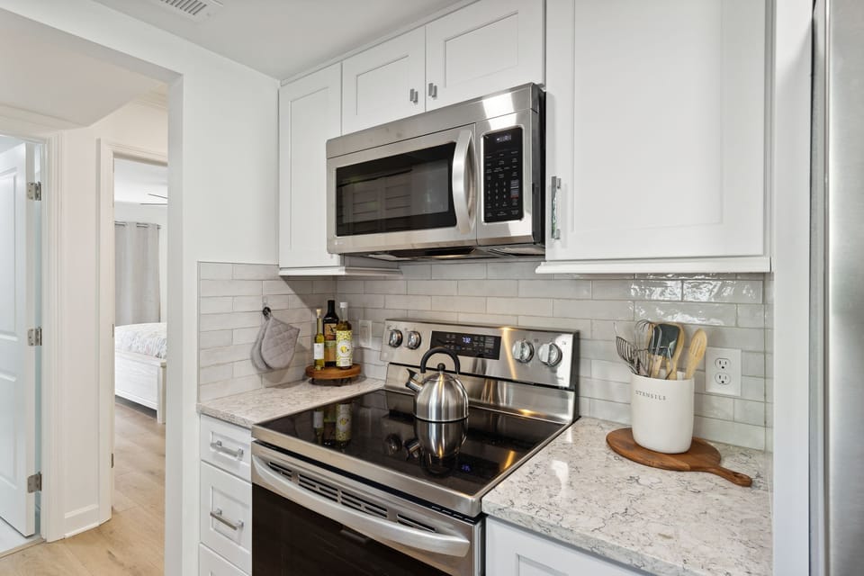 Nice galley kitchen new renovation for 2023