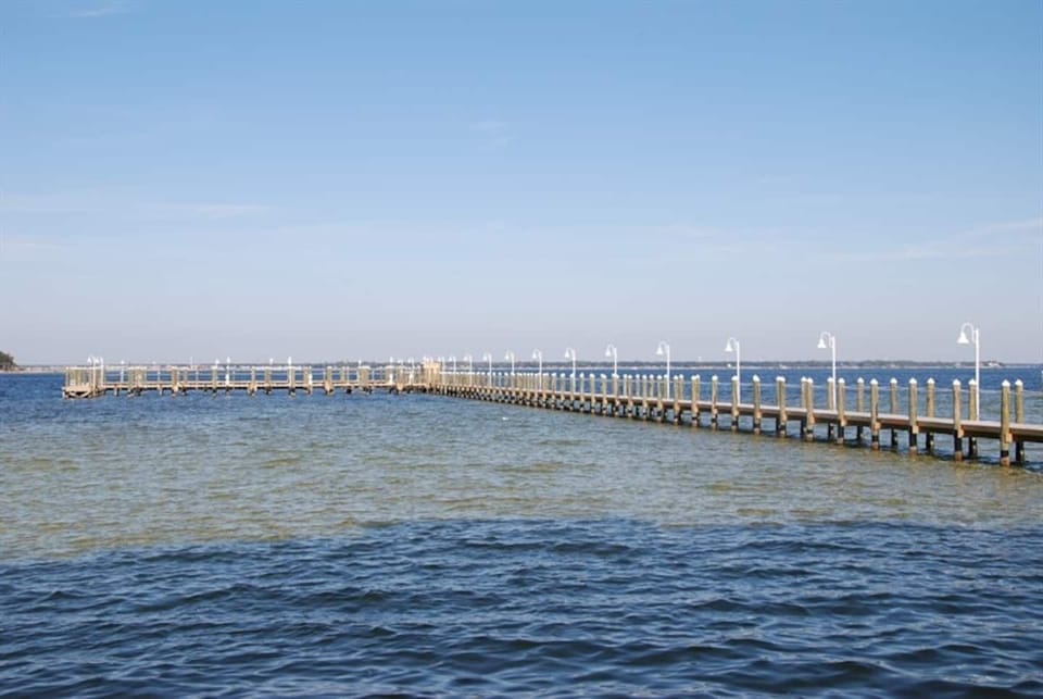 Pier on the bay!