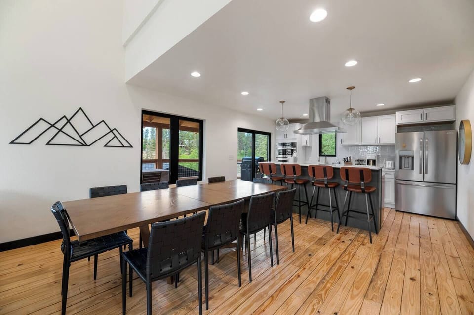 Main level Dining/Kitchen
