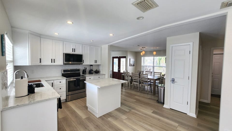 Open Kitchen