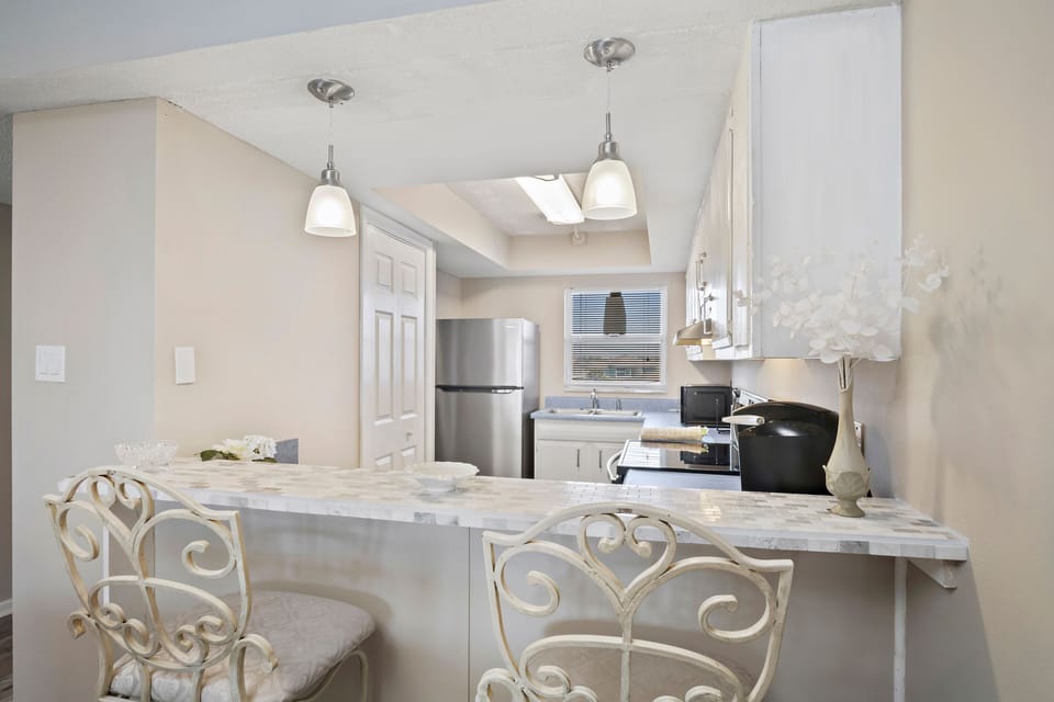Breakfast bar