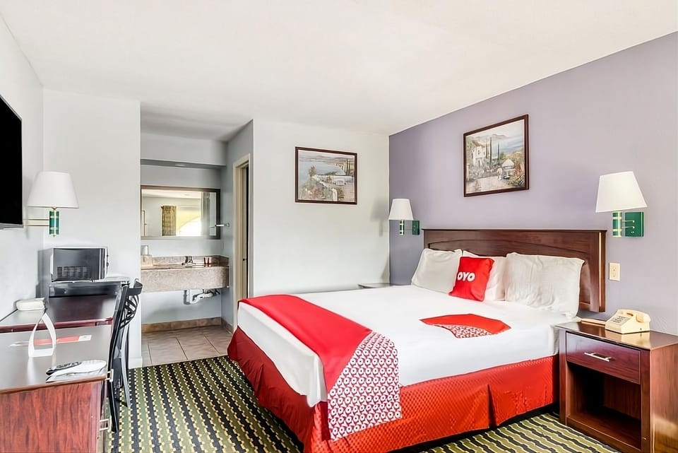 Comfortable unit with King bed