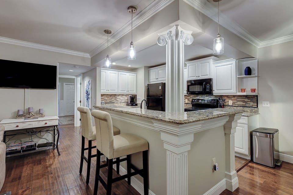 Kitchen Bar