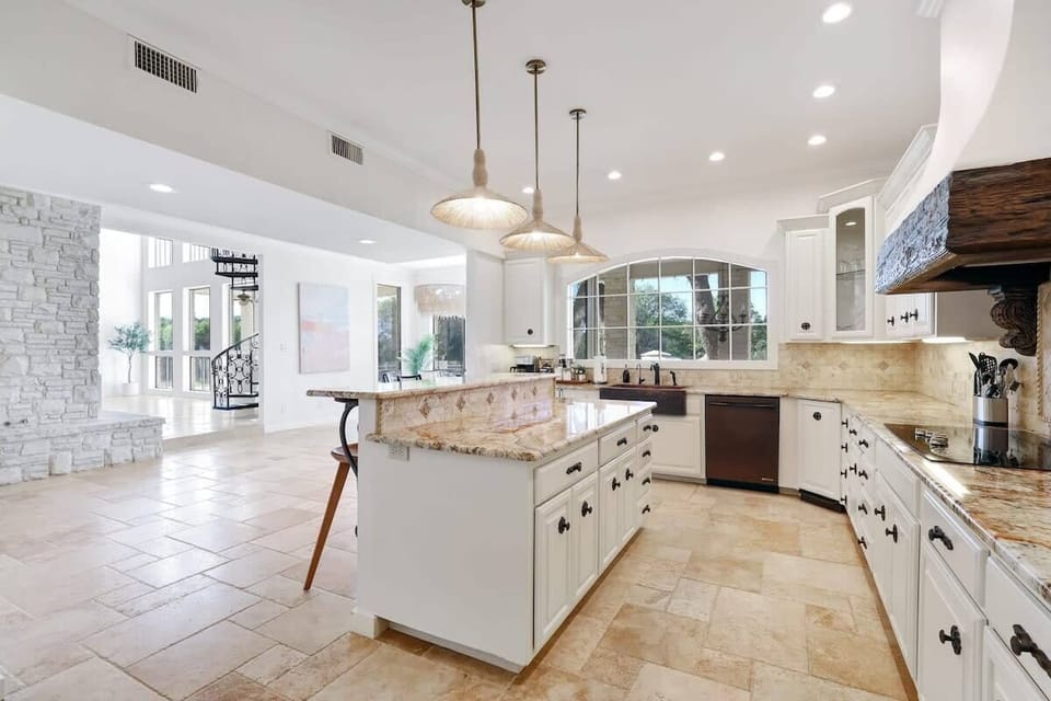 Spacious kitchen