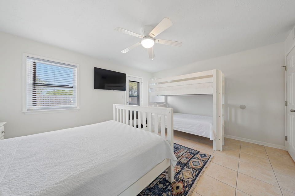 Ground Floor Guest Bedroom