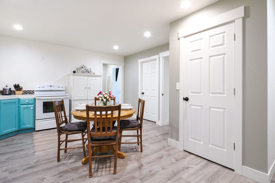 Kitchen | Coffee Maker | Spices | Toaster | Cooking Basics