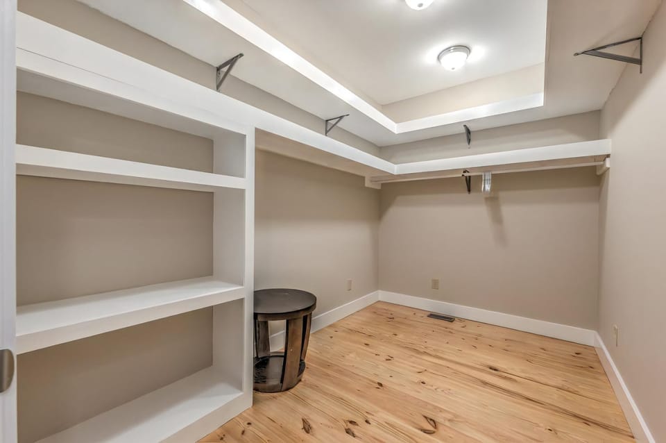 Second walk-in closet