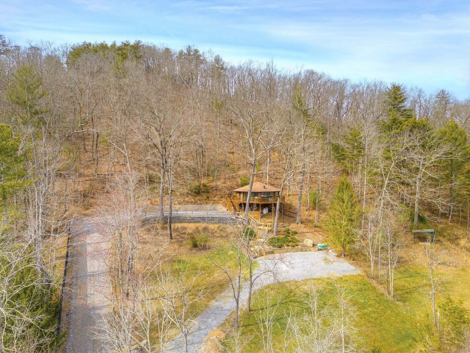 Arial view of the property. 