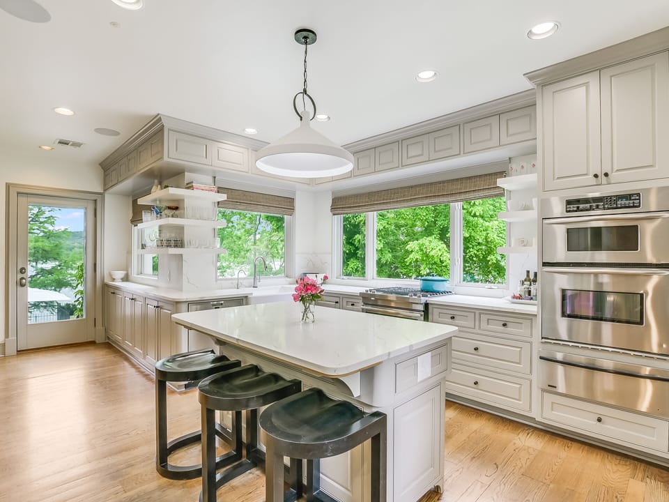Kitchen Bar