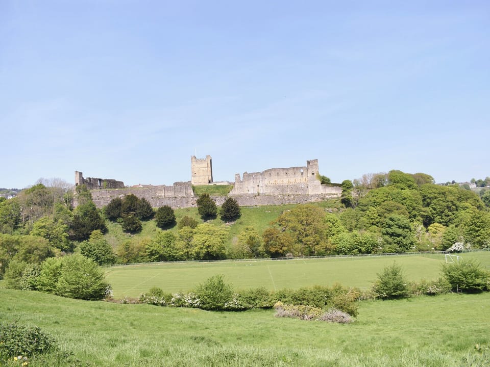Surrounding area | Culloden Tower View, Richmond
