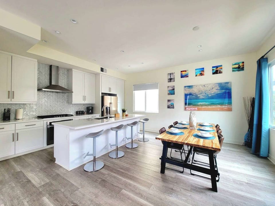 Prepare a gourmet feast in this fully-equipped and stylish kitchen, complete with stainless steel appliances and ample counter space