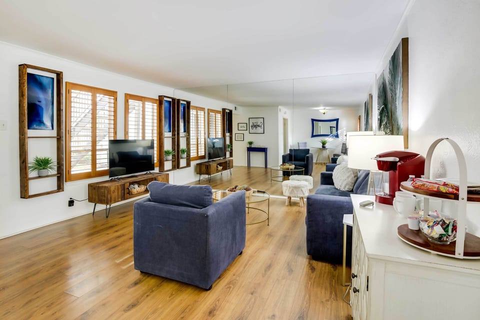 Living Space | Main Level | Coffee Bar w/ Keurig