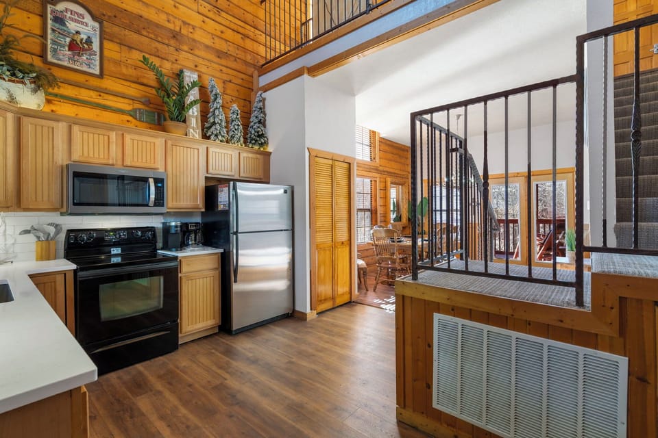 Full Kitchen