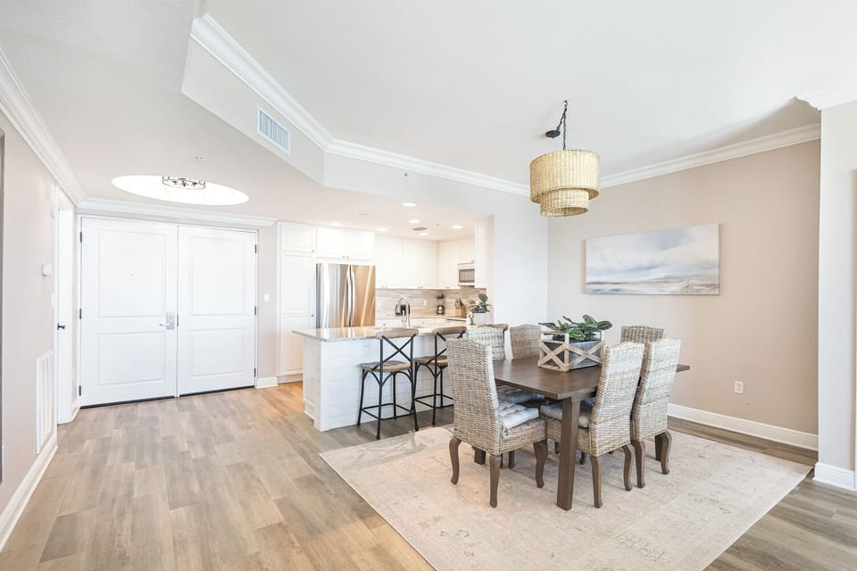 Dining Area 1.2