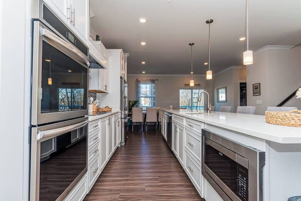 Gourmet Kitchen